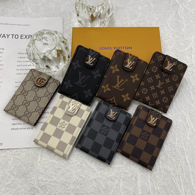 LV Card bag 45